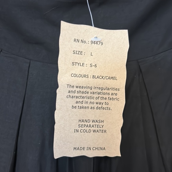 Magic Size L knee length skirt NWT - Picture 6 of 6